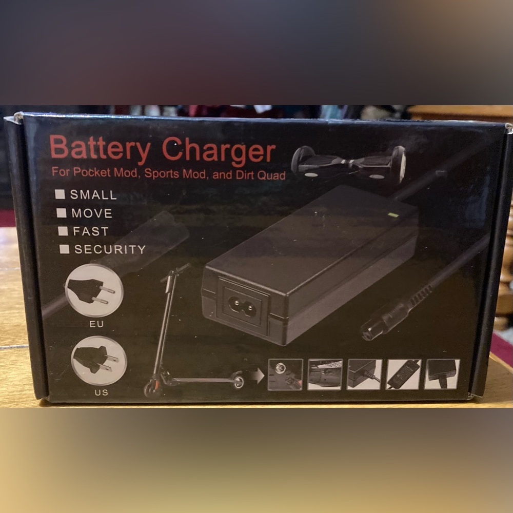 NWT Jucuwe 42V 2A Power Adapter Battery Charger